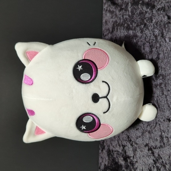 🐢Squeezamals Callie Cat 9" Memory Foam Plush Toy - Picture 1 of 4